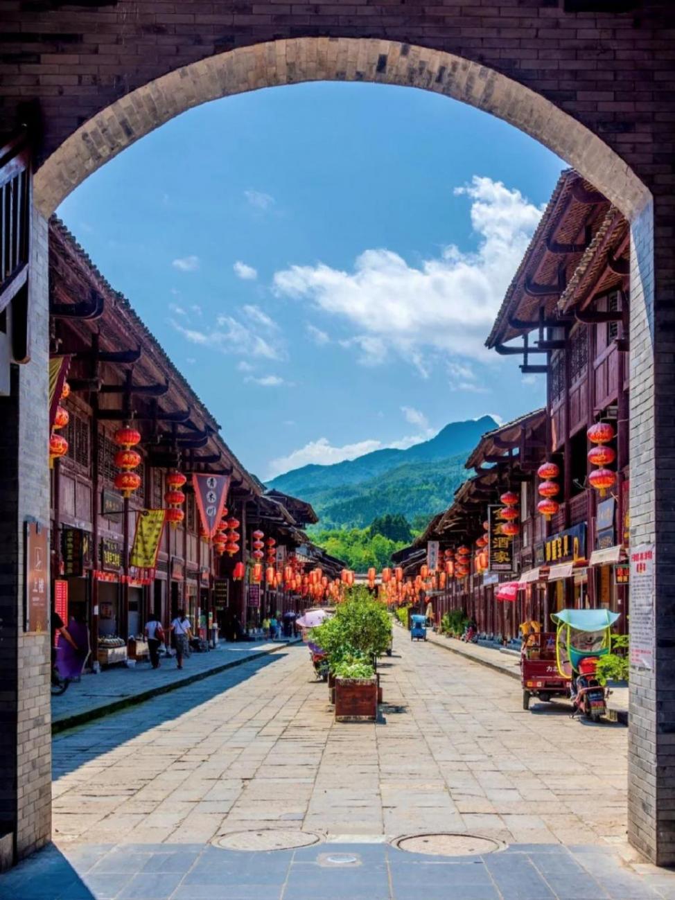 國(guó)內(nèi)6個(gè)“一腳踏三省”的絕美之地,看看你去過(guò)幾個(gè)呢?