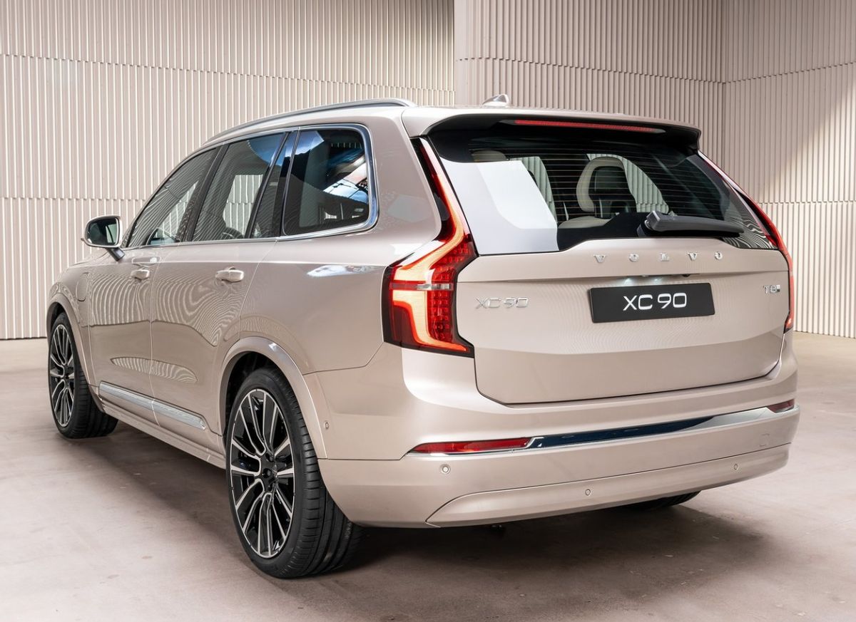 沃爾沃全新XC90,懸掛座椅改進(jìn),外觀內(nèi)飾煥然一新