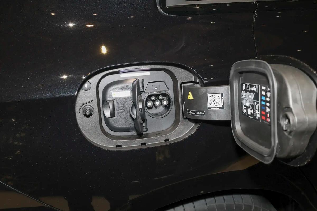 奔馳“小G”曝光,純電動力+800V快充,續航達866km,值得期待?