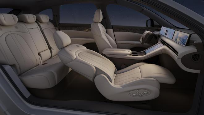 智己 LS7 煥新版正式上市 開啟中大型純電 SUV 新征程